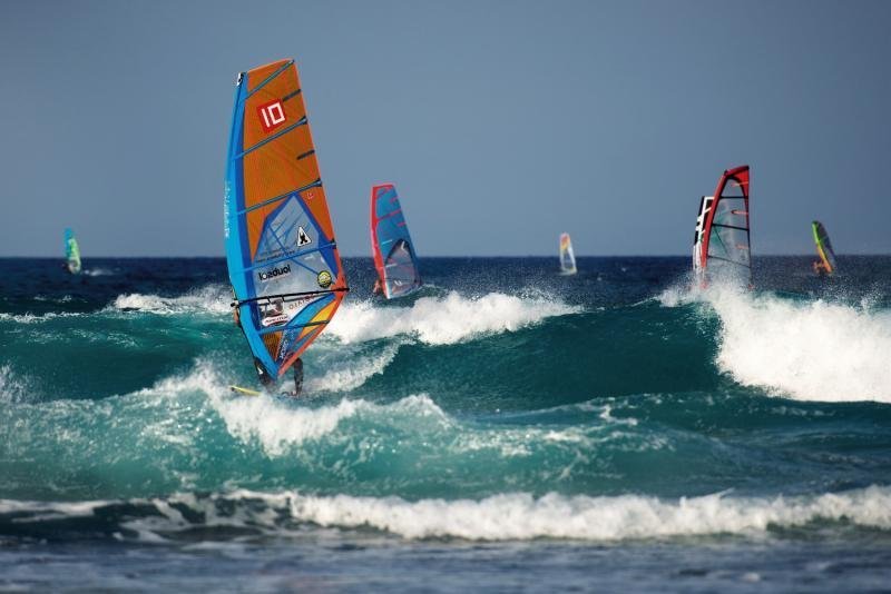 Windsurfen und Kitesurfen in Majanicho auf Fuerteventura