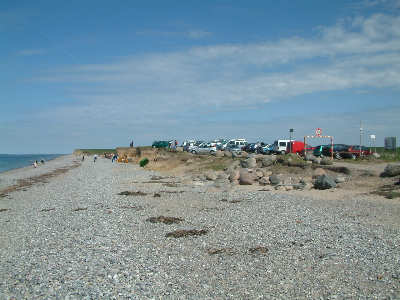 Der Strand ist steinig