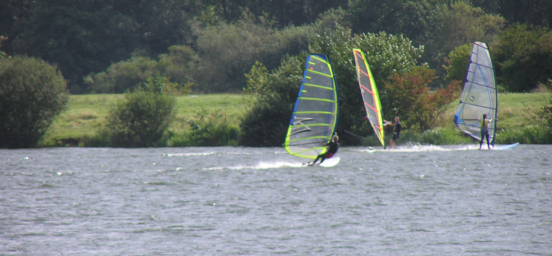 Windsurfen und Kitesurfen am Kinzigsee