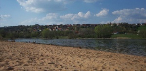 Kleiner Brombachsee Strand Absberg.jpg