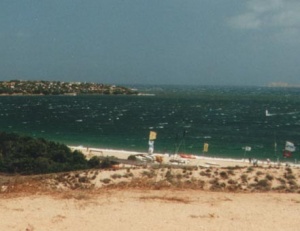 Blick auf die Bucht von Porto Pollo und die Isola Gabbiani