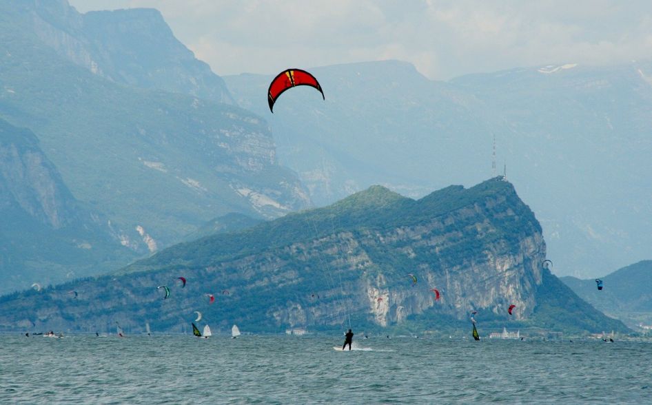 Windsurfen und Kitesurfen in Brenzone