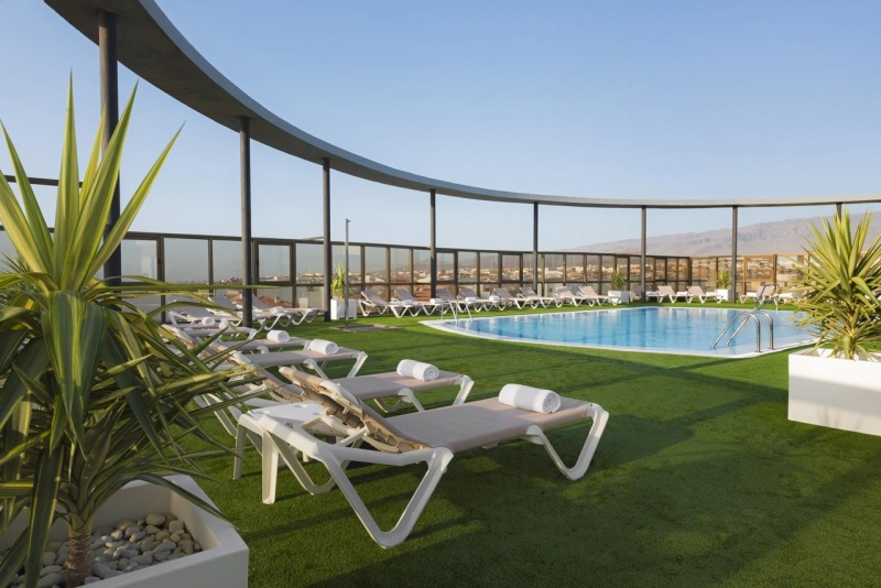 Datei:Elba Vecindario Aeropuerto Business & Convention Hotel ****.jpg