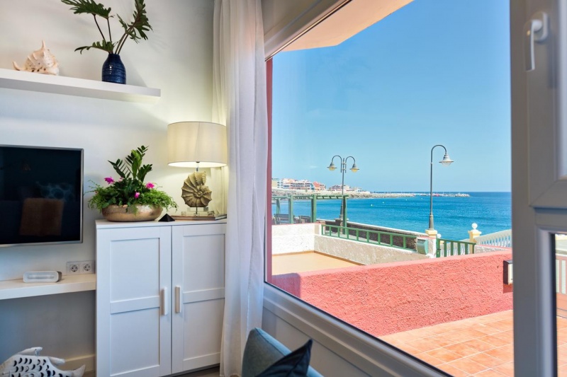 Datei:Casa Antonia by the beach Melenara.jpg