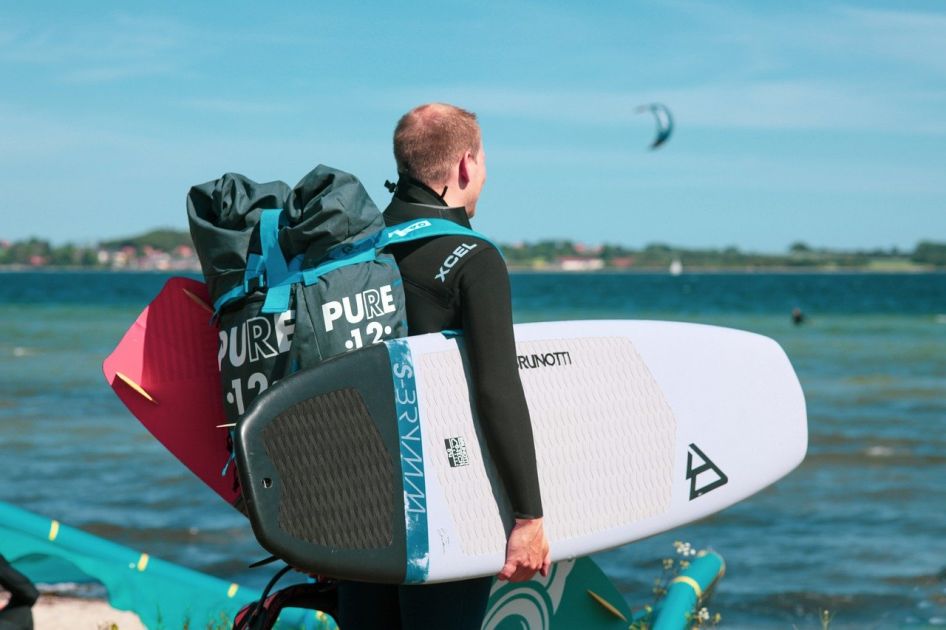 Windsurfen und Kitesurfen in Schausende