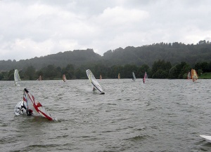 Bostalsee surferbasis.jpg