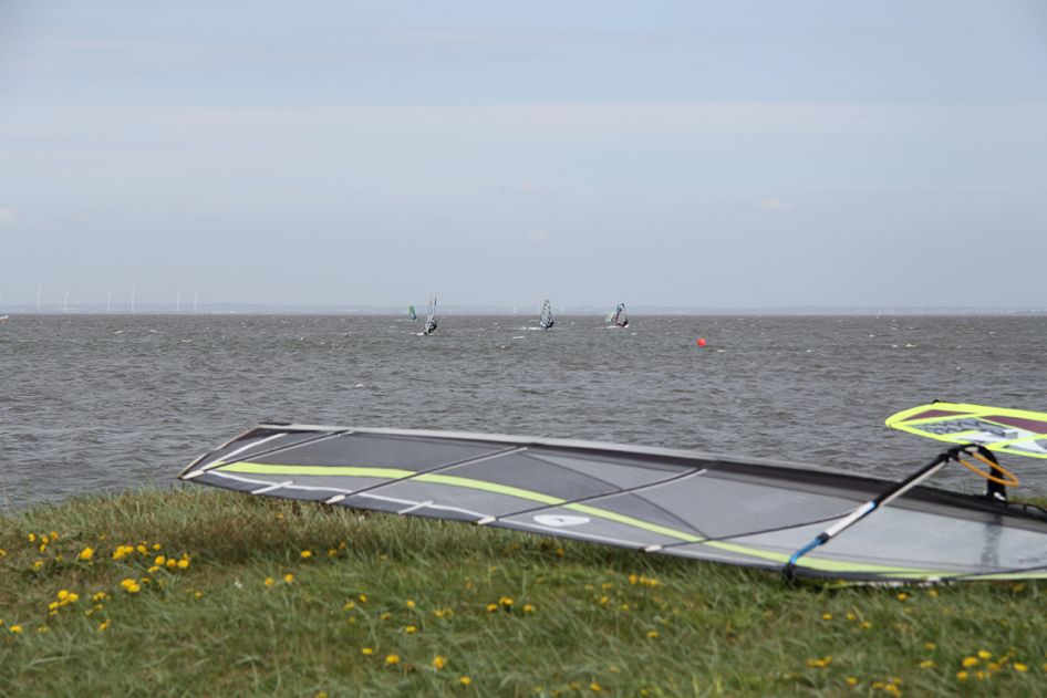 Windsurfen und Kitesurfen Skuldbøl